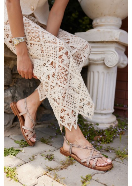 Tasso Kadın Bej Gercek Deri Alçak Taban Sandalet