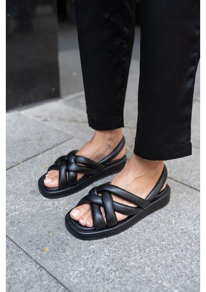 Marciya Kadin Siyah Pofuduk Sandalet