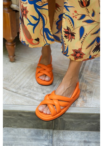 Marciya Kadin Orange Pofuduk Sandalet fırsatları