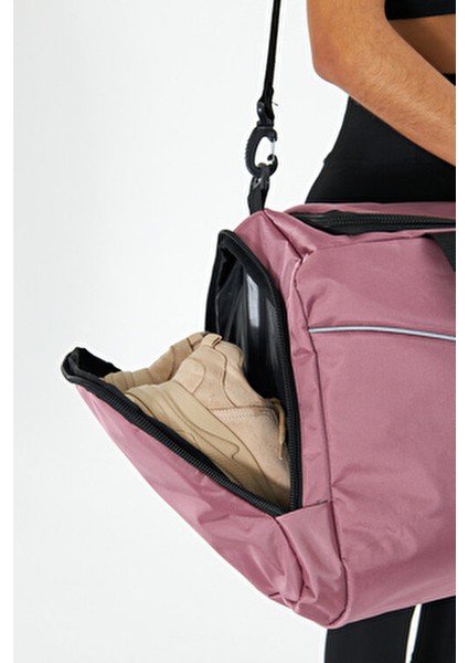 Spor Çantası Kadınlar İçin Su Geçirmez Omuz Askılı Seyahat Çantası 55 x 30x30 cm