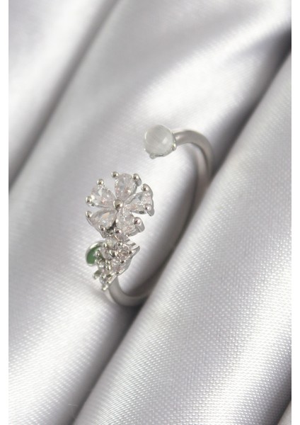 Pirinç Gümüş Renk Zirkon Taşlı Çiçek Model Kadın Yüzük - TJ-BYK3048 modelleri