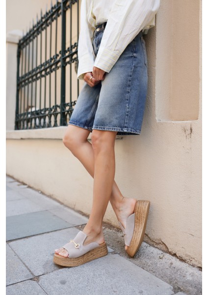 Barcolo Kadın Bej Gercek Suet Toka Detay Terlık