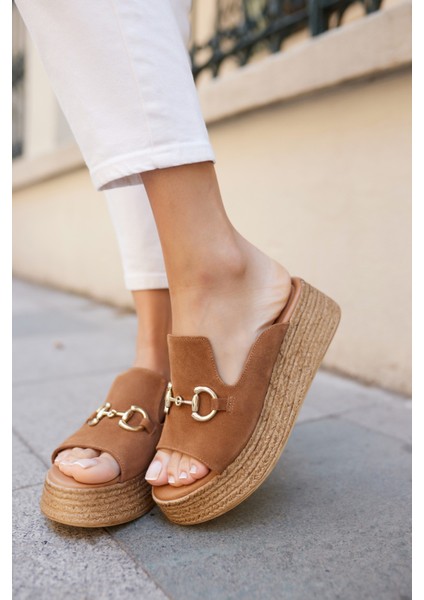 Barcolo Kadın Bej Gercek Suet Toka Detay Terlık fırsatları