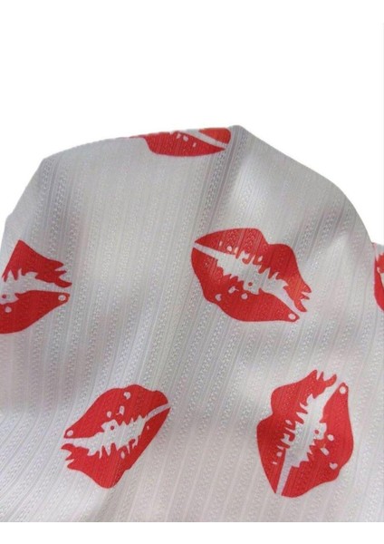 Kiss Öpücük Beyaz Şortlu Takım fırsatları