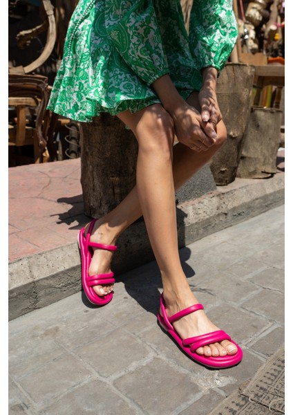 Marylan Kadin Fusya Pofuduk Sandalet indirimleri