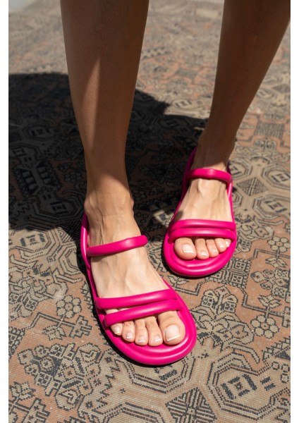 Marylan Kadin Fusya Pofuduk Sandalet
