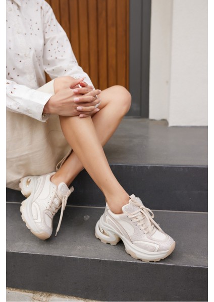 Sochı Kadın Bej Tas Detay Ithal Taban Sneaker fiyatları