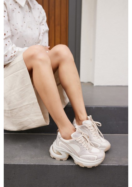 Sochı Kadın Bej Tas Detay Ithal Taban Sneaker modelleri