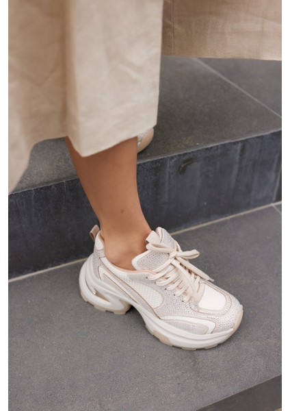Sochı Kadın Bej Tas Detay Ithal Taban Sneaker