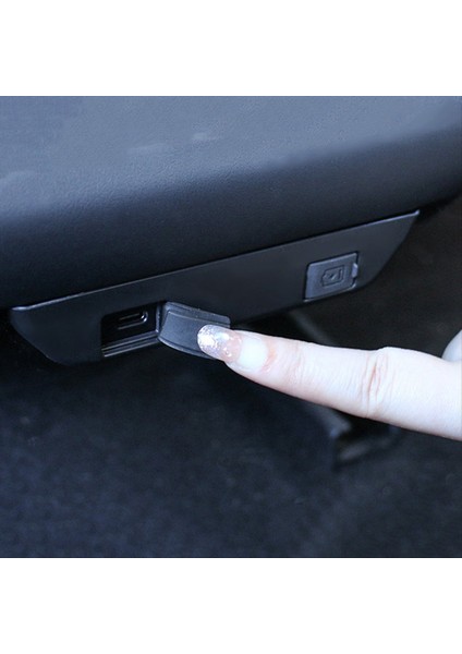 Arka Hava Çıkışı USB Şarj Toz Geçirmez Koruyucu (Yurt Dışından) fiyatları