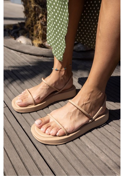 Polya Kadın Siyah Tek Bant Poli Taban Sandalet fiyatları