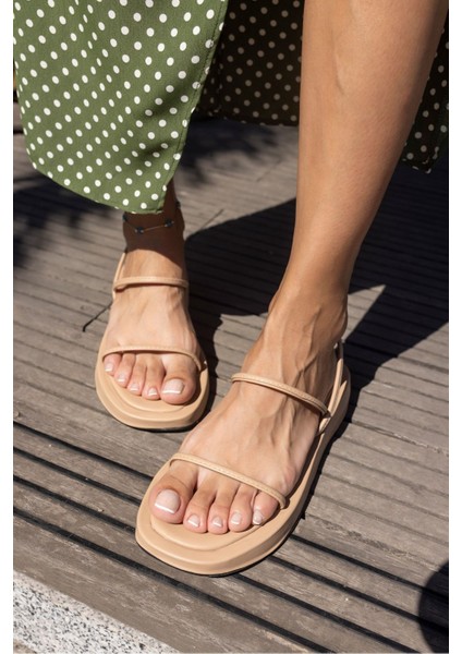 Polya Kadın Siyah Tek Bant Poli Taban Sandalet modelleri