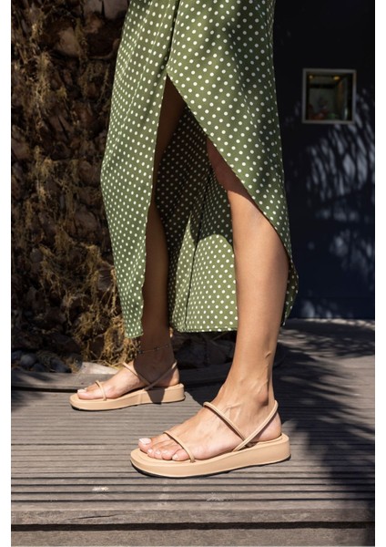 Polya Kadın Siyah Tek Bant Poli Taban Sandalet fırsatları