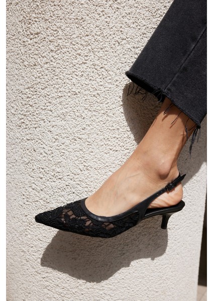 Gris Kadın Bej Dantel Tül Detay Mını Topuklu Ayakkabi