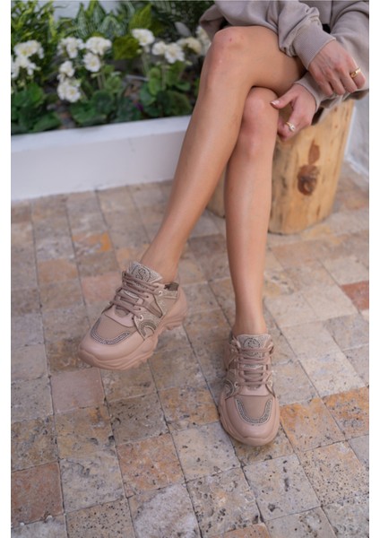 Georgi Kadın Nude Taş Detay Sneakers indirimleri