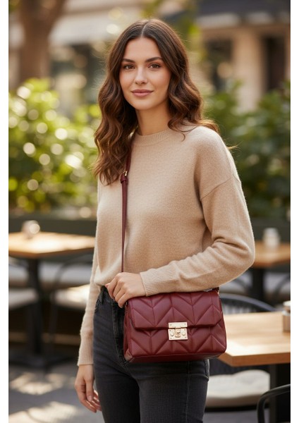 Kadın Kapitone Askılı Çanta fiyatları