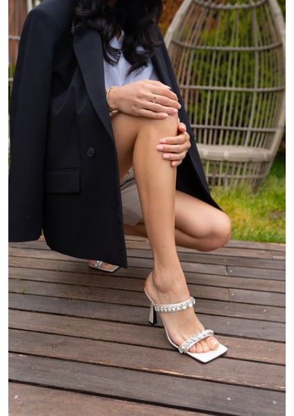 Branko Kadin Bej Taş Detay Topuklu Ayakkabi indirimleri