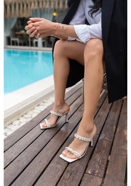 Branko Kadin Bej Taş Detay Topuklu Ayakkabi