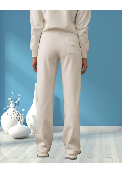 xint Kadın Kırık Beyaz Esnek Pamuk Dokulu Yan Cepli Regular Fit Sweat Pantolon modelleri