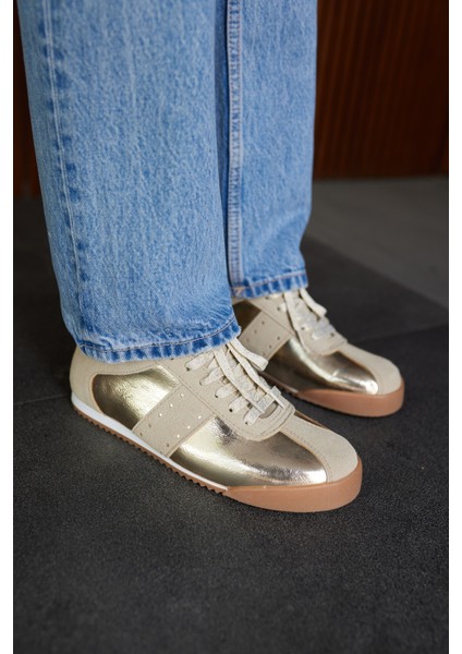 April Kadın Altın Bagcıklı Sneaker fırsatları