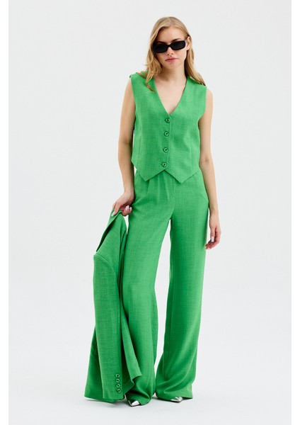 Kadın Yeşil Yelekli Üçlü Takım fırsatları