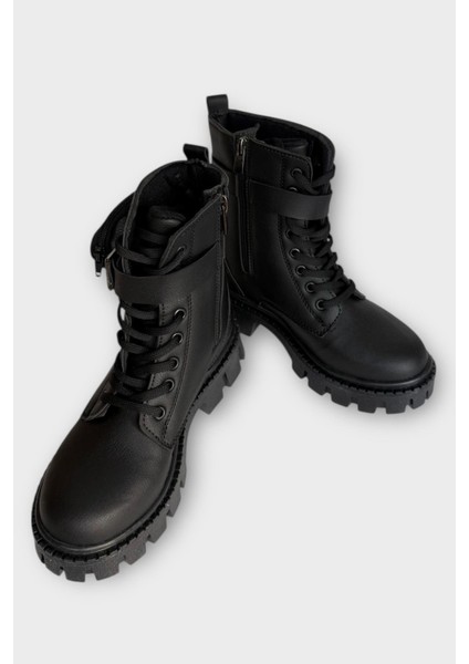 Kadın Çanta Detay Yüksek Kalın Taban Bağcıklı Fermuarlı Bot Siyah fırsatları