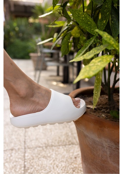 Danilo Unısex Beyaz Plaj-Gunluk Su Tahlıyeli Nefes Alan Tabanli Eva Terlik