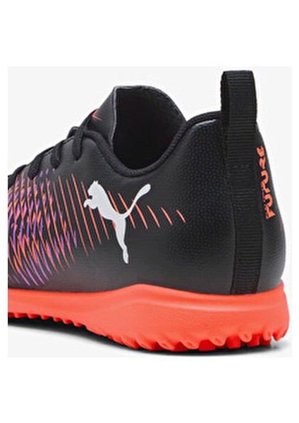 Future 8 Tt Renkli Halı Saha Kramponu Çocuklar İçin Konforlu ve Şık Tasarım