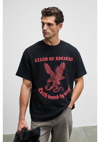 GUSI Erkek Önü Kabaran Baskılı %100 Organik Pamuk Oversize Fit Bisiklet Yaka Siyah T-Shirt