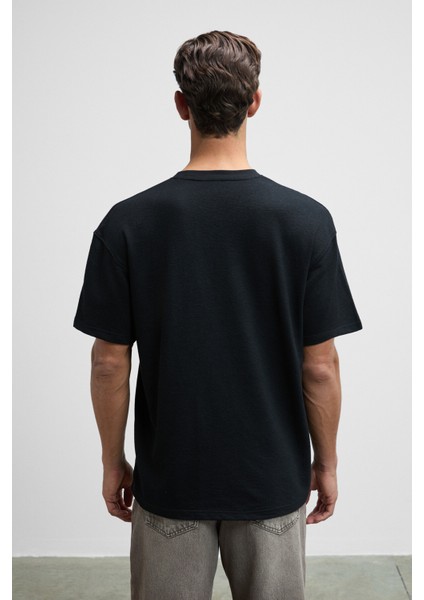 GUSI Erkek Önü Kabaran Baskılı %100 Organik Pamuk Oversize Fit Bisiklet Yaka Siyah T-Shirt indirimleri