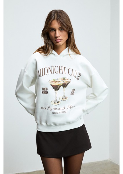 LUKKIS Kadın Yumuşak Kumaşlı Nakışlı Kapüşonlu Ekru Sweatshirt fiyatları