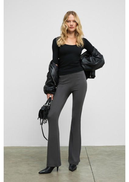 LYSAVINE Kadın Esnek Kumaşlı Slim Fit Koyu Gri Pantolon