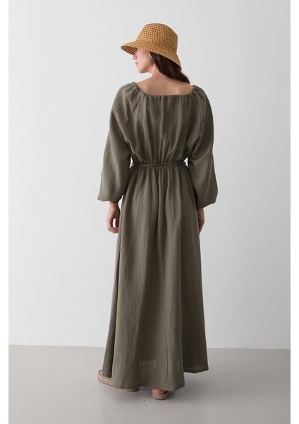 Çağla Bağlama Detaylı Müslin Elbise