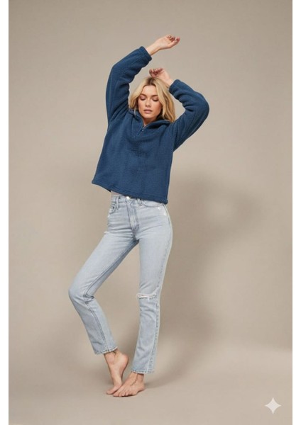 Yarım Fermuarlı Pelüş Sweatshirt