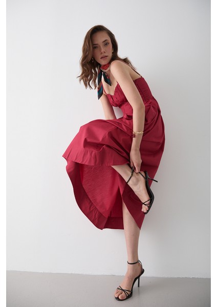 Kırmızı Bel Detaylı Poplin Elbise