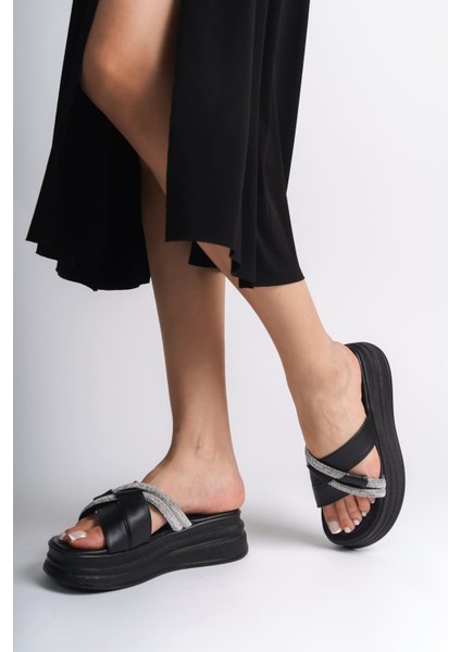 New Ruby Taşlı Şeritli Siyah Kadın Terlik modelleri