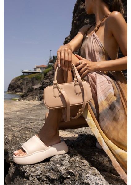 Ligt Kadin Beyaz Omuz Askılı Plaj-Gunluk Miu Tarzi Plaj Çanta modelleri