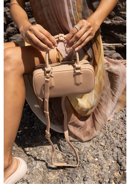 Ligt Kadin Beyaz Omuz Askılı Plaj-Gunluk Miu Tarzi Plaj Çanta