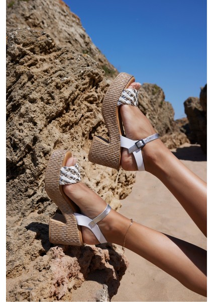 Sicilya Kadın Beyaz Örgu Deri Ispanya Uretımı Topuklu Sandalet indirimleri