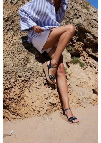 Pinto Kadin Siyah Deri Ispanya Uretımı Dolgu Sandalet