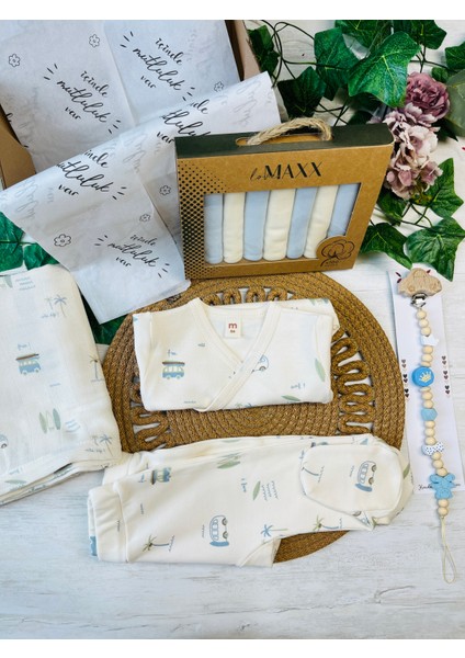 Karavan Desenli Müslin Battaniyeli Hediye Seti Erkek Bebek