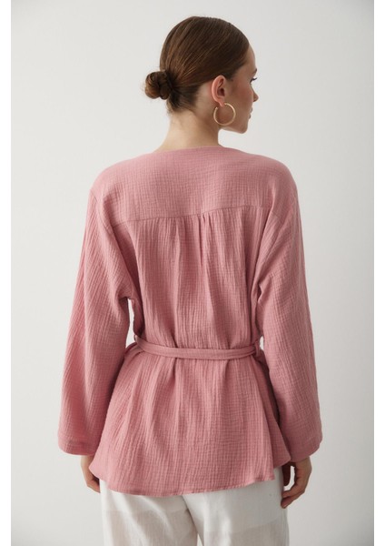 Pembe Çok Düğmeli Kimono