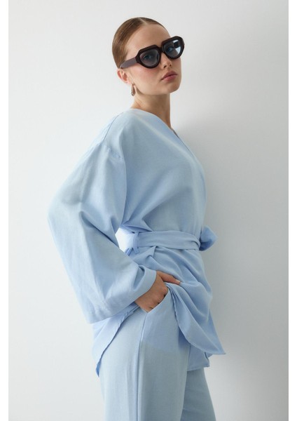 Mavi Pamuklu Düğme Detaylı Kemerli Keten Kimono