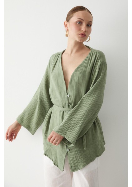 Haki Çok Düğmeli Kimono