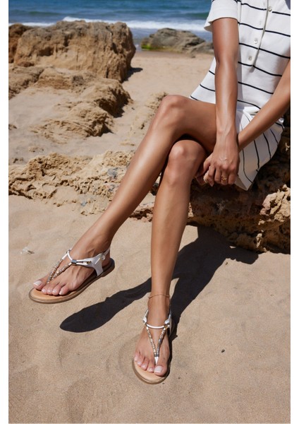 Soprana Kadın Beyaz Gercek Deri Ispanya Uretım Parmak Arası Sandalet fiyatları