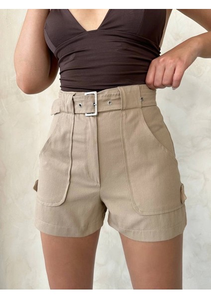 Kemer Detaylı Gabardin Şort Bej S25289