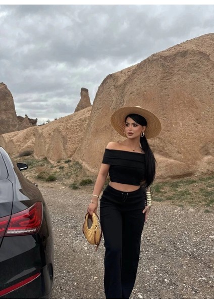 Madonna Yaka Bol Paça Pantolonlu Takım indirimleri