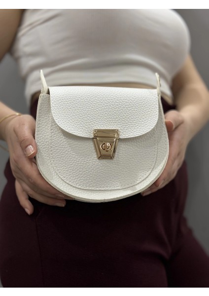 Klasik Kapaklı Beyaz Cilt Çanta fiyatları