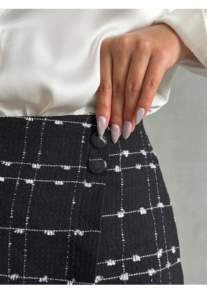 Iki Düğmeli Ch Kumaş Şort Etek Siyah H26414