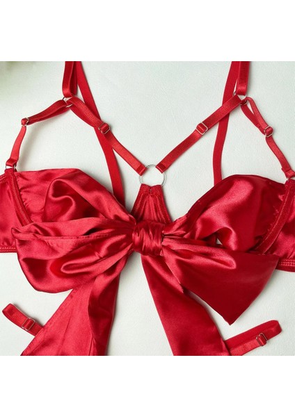 Saten Kurdele Detaylıiç Giyim Takımı – Kırmızı & Siyah Renk Seçenekli fırsatları